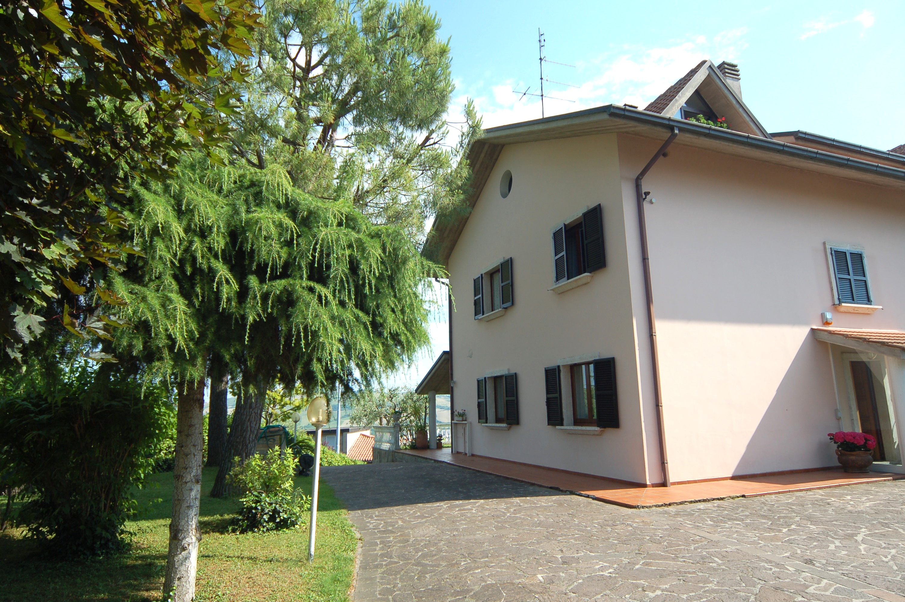 Villa singola in vendita a Colli del Tronto, Centrale / Centro Storico