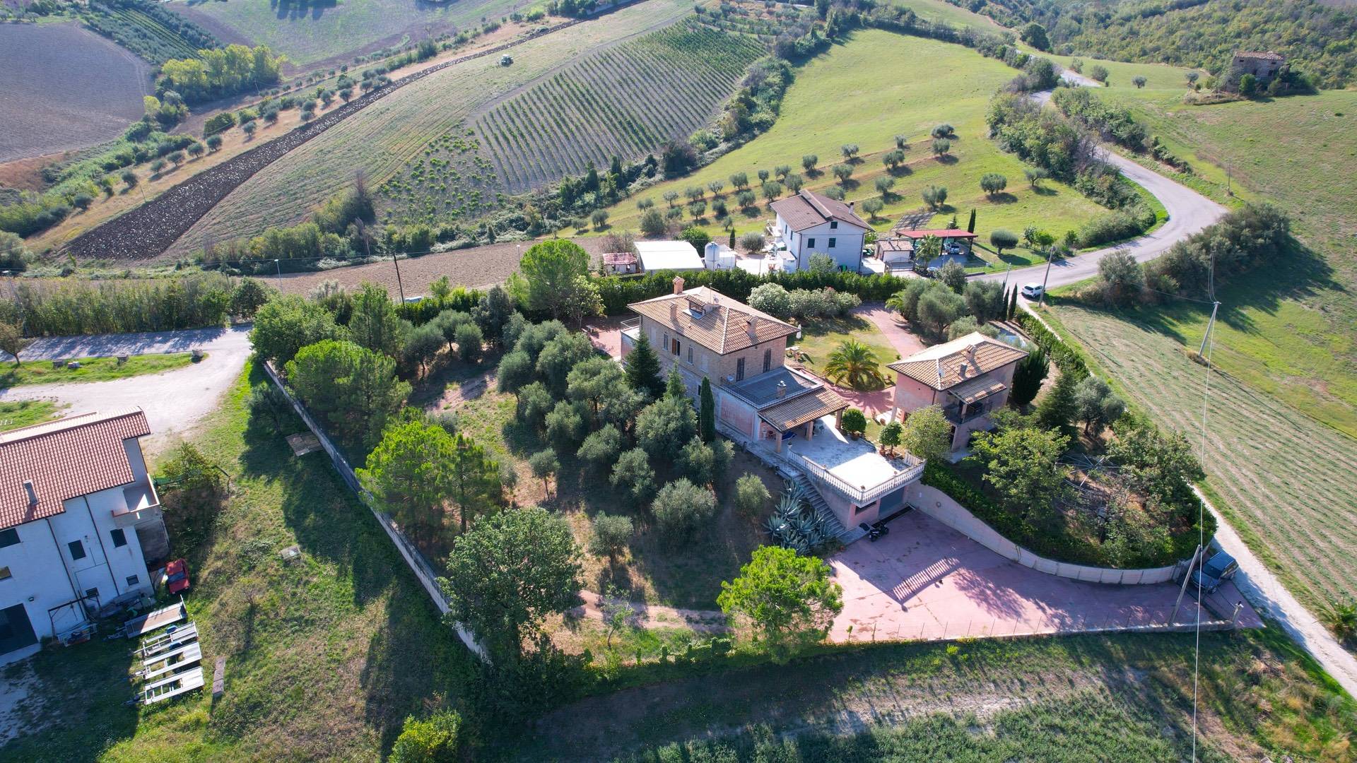 Villa singola in vendita a Ancarano, Collinare