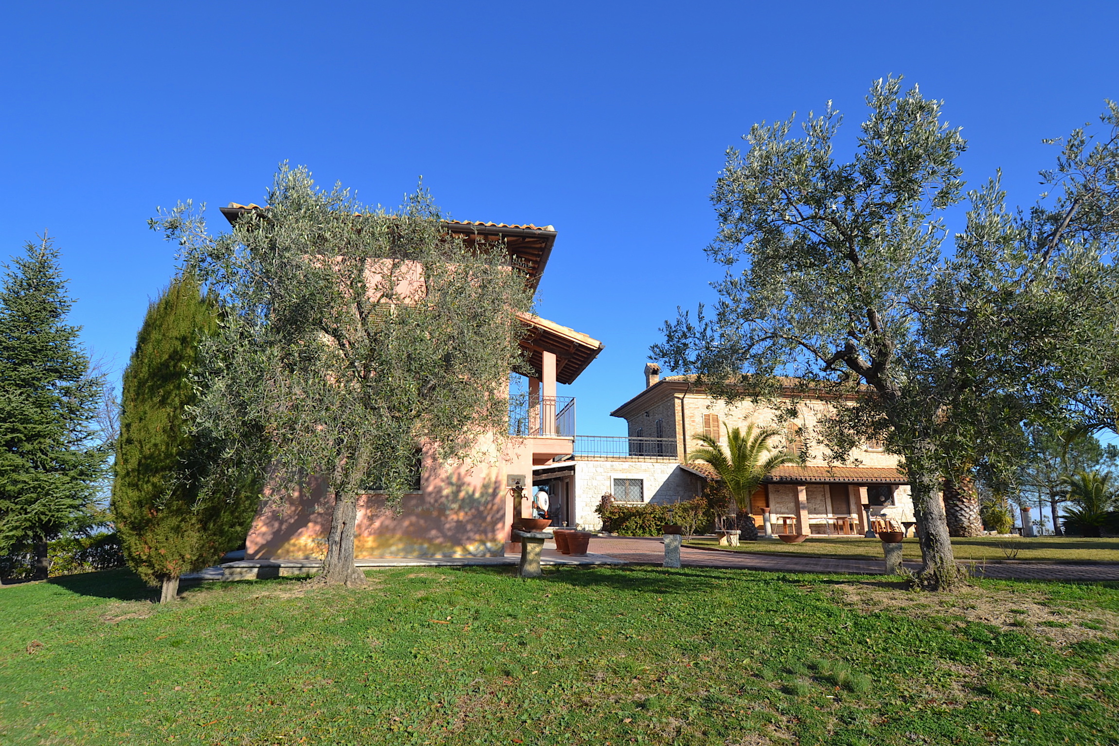 Villa singola in vendita a Ancarano, Collinare