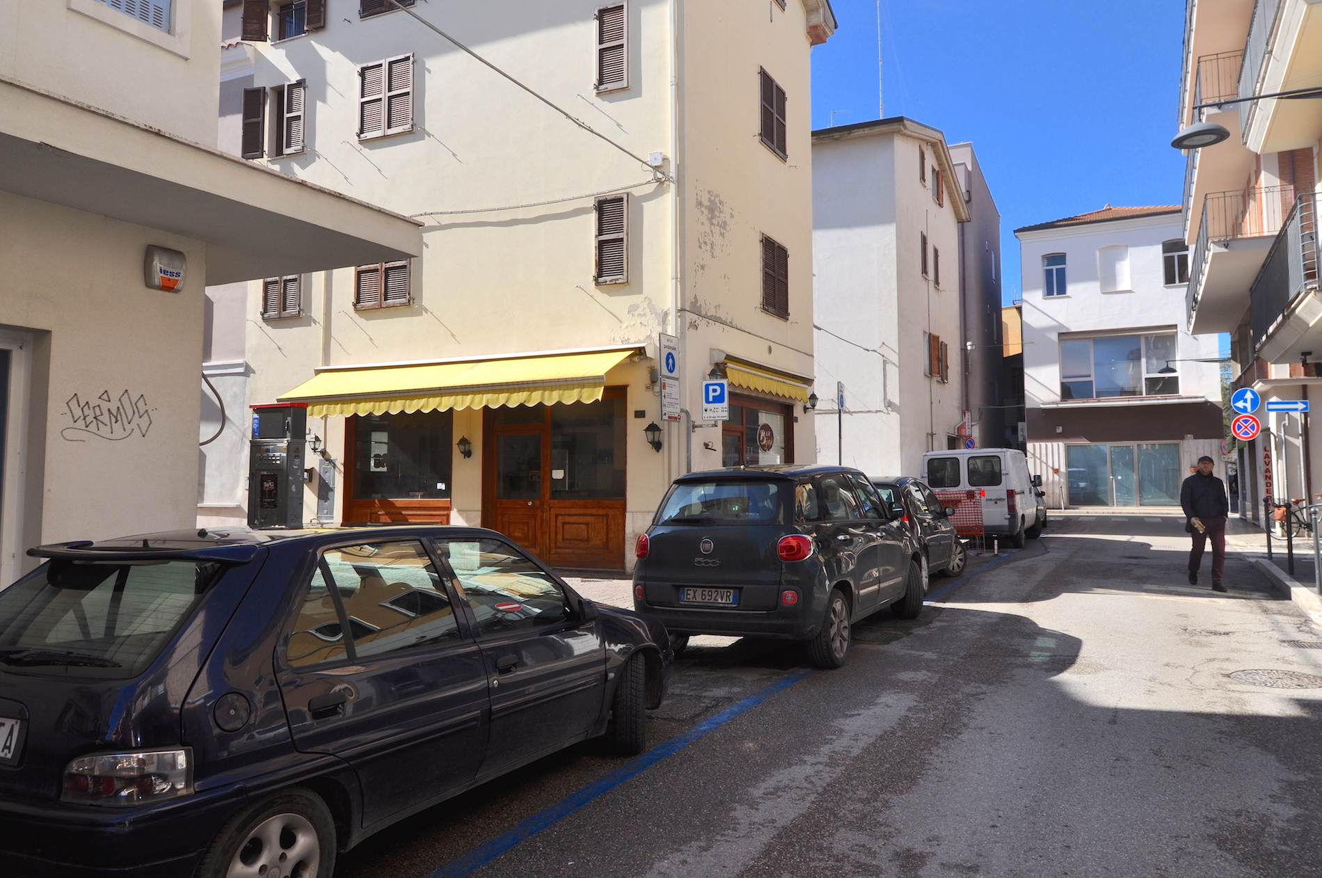 Locale Commerciale in vendita a San Benedetto del Tronto, Centralissima