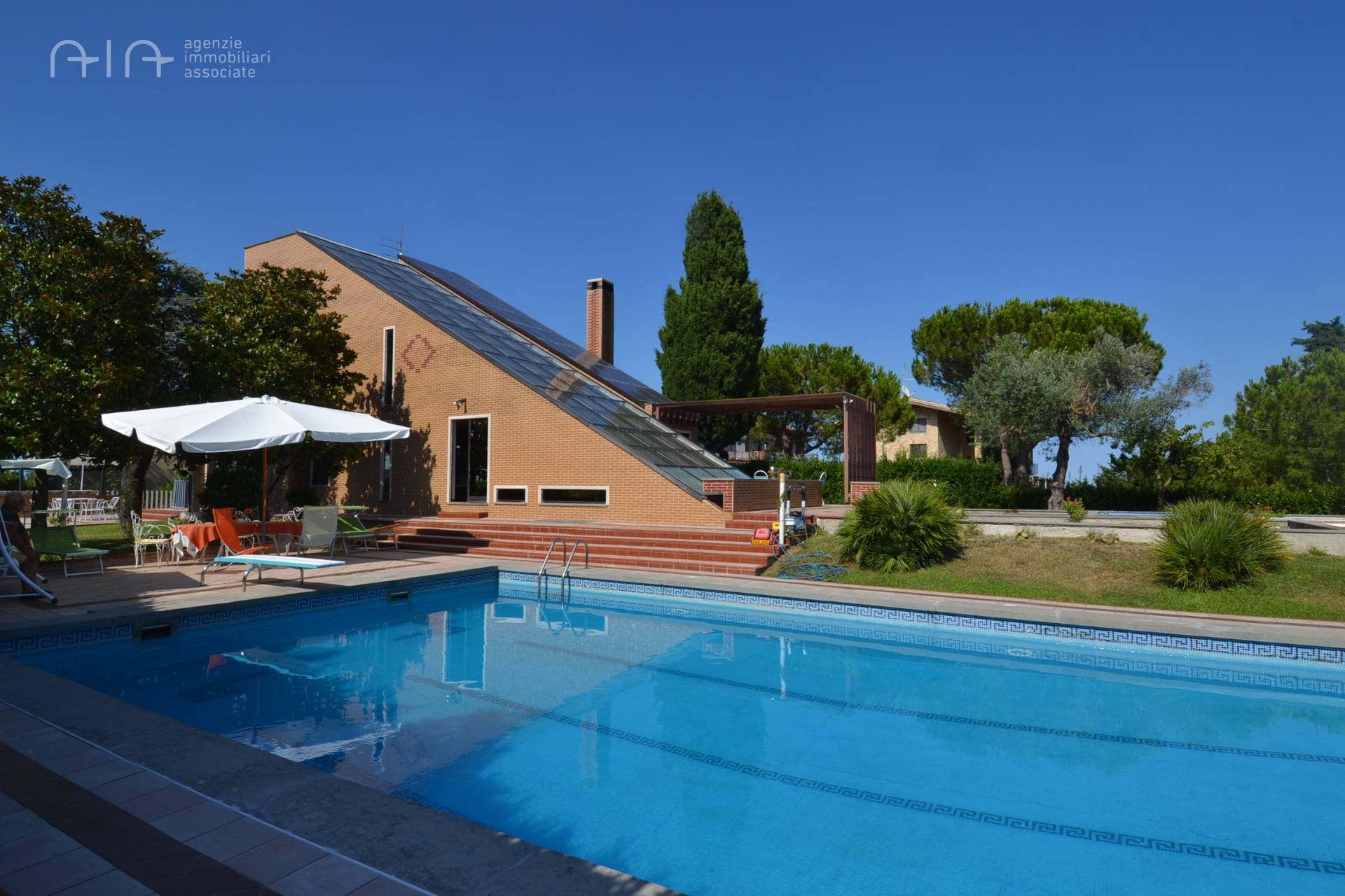 Villa singola in vendita a Colonnella, Collinare