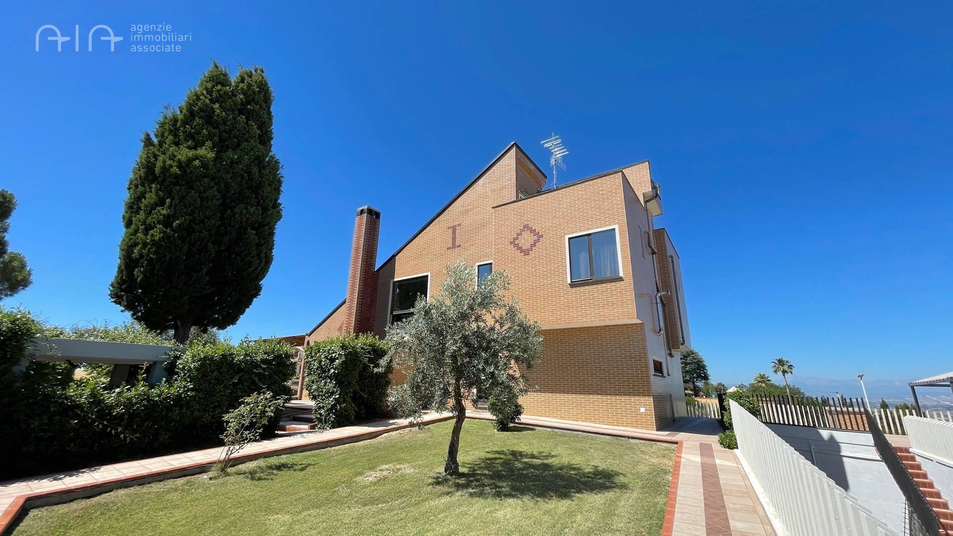 Villa singola in vendita a Colonnella, Collinare