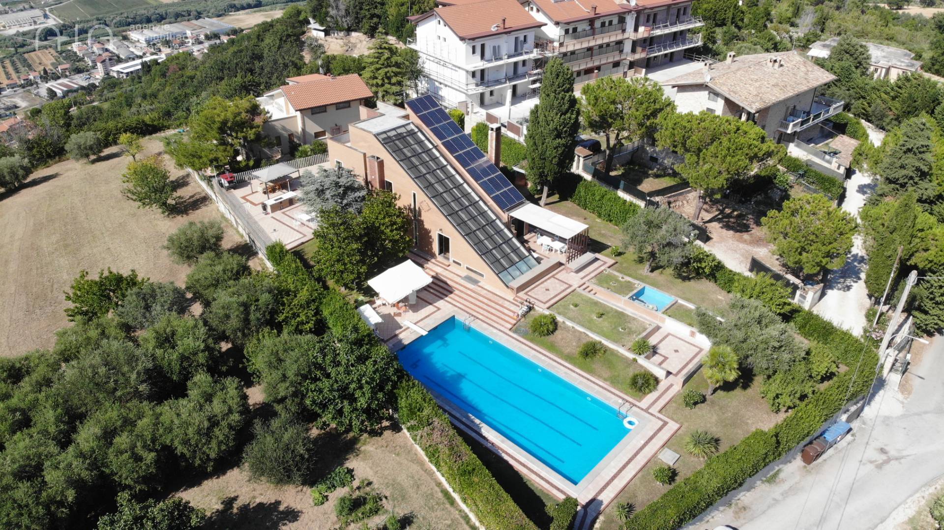 Villa singola in vendita a Colonnella, Collinare