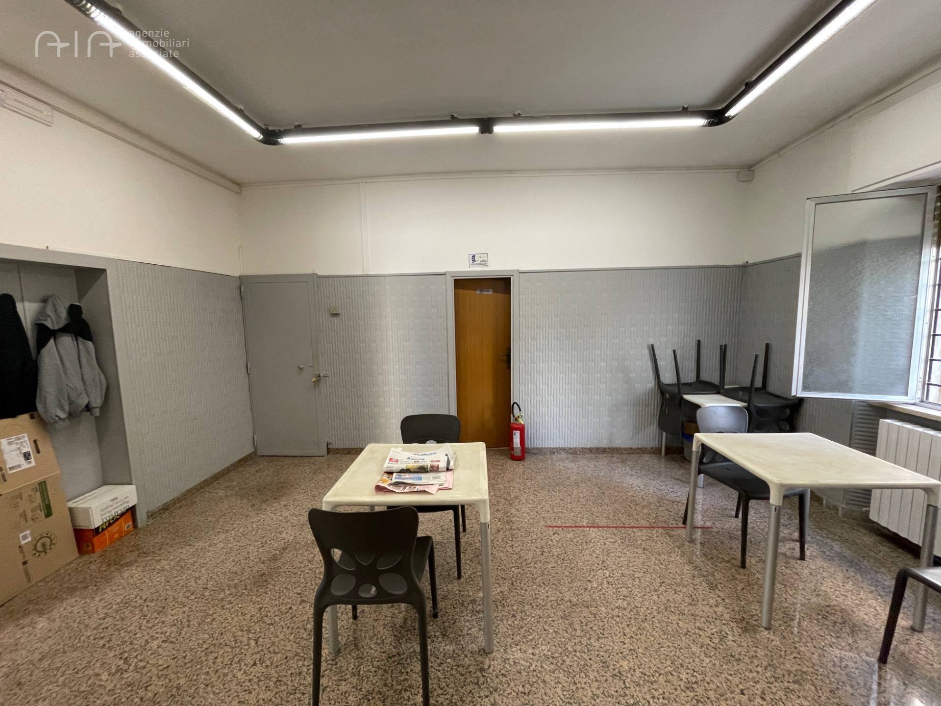 Locale Commerciale in vendita a San Benedetto del Tronto, Residenziale nord