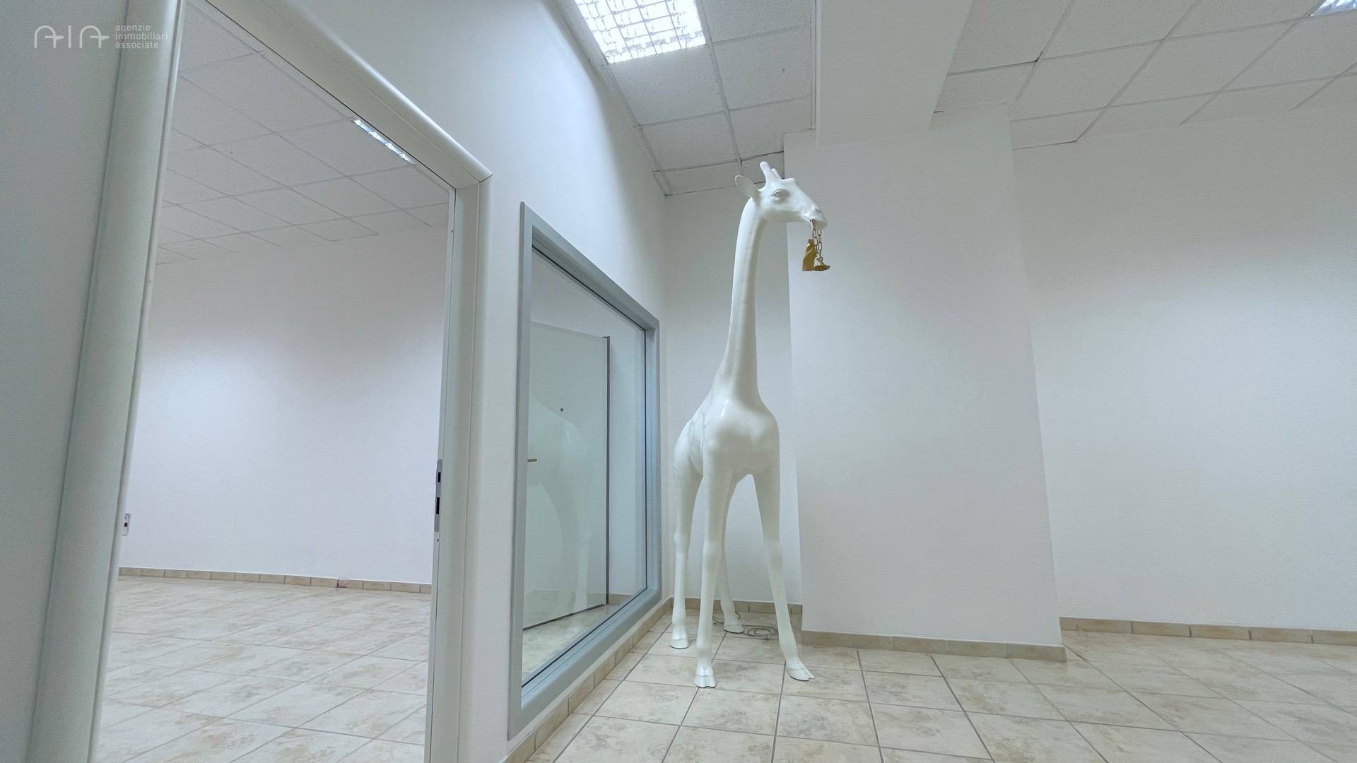 Ufficio / Studio Professionale in vendita a Colonnella, Industriale (bonifica Del Tronto)