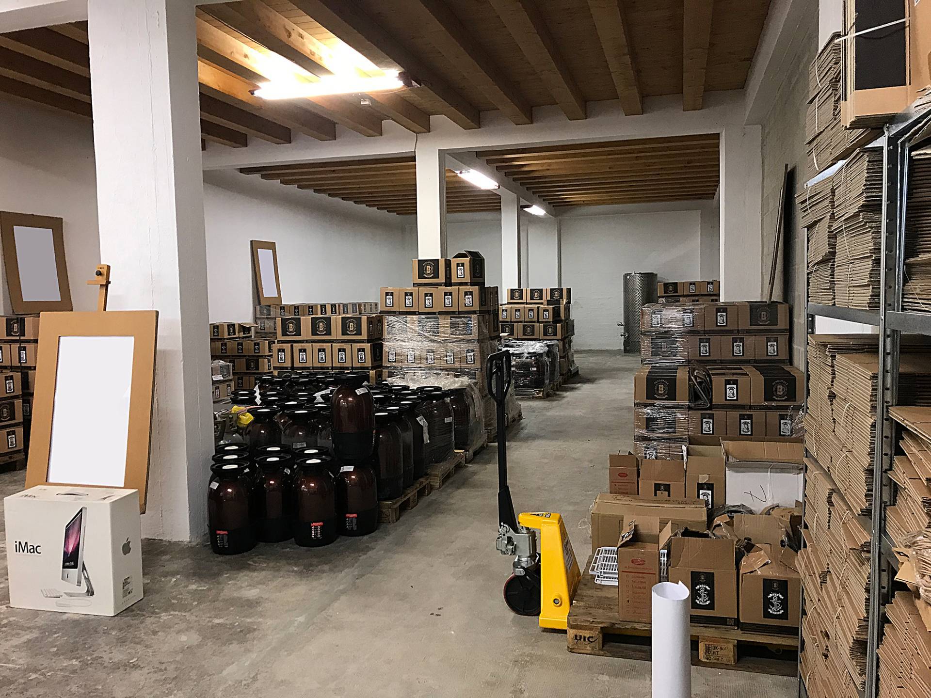 Locale Artigianale / Deposito in vendita a Grottammare, Ischia Ascolani (a sud del fiume Tesino, sop