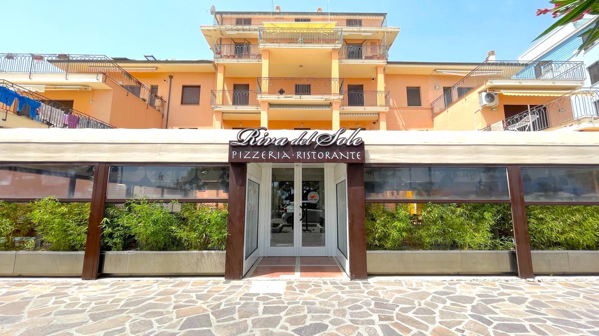 Attivit commerciale in vendita a Grottammare, Lungomare nord (zona tra spiaggia e ferrovia, a nord d