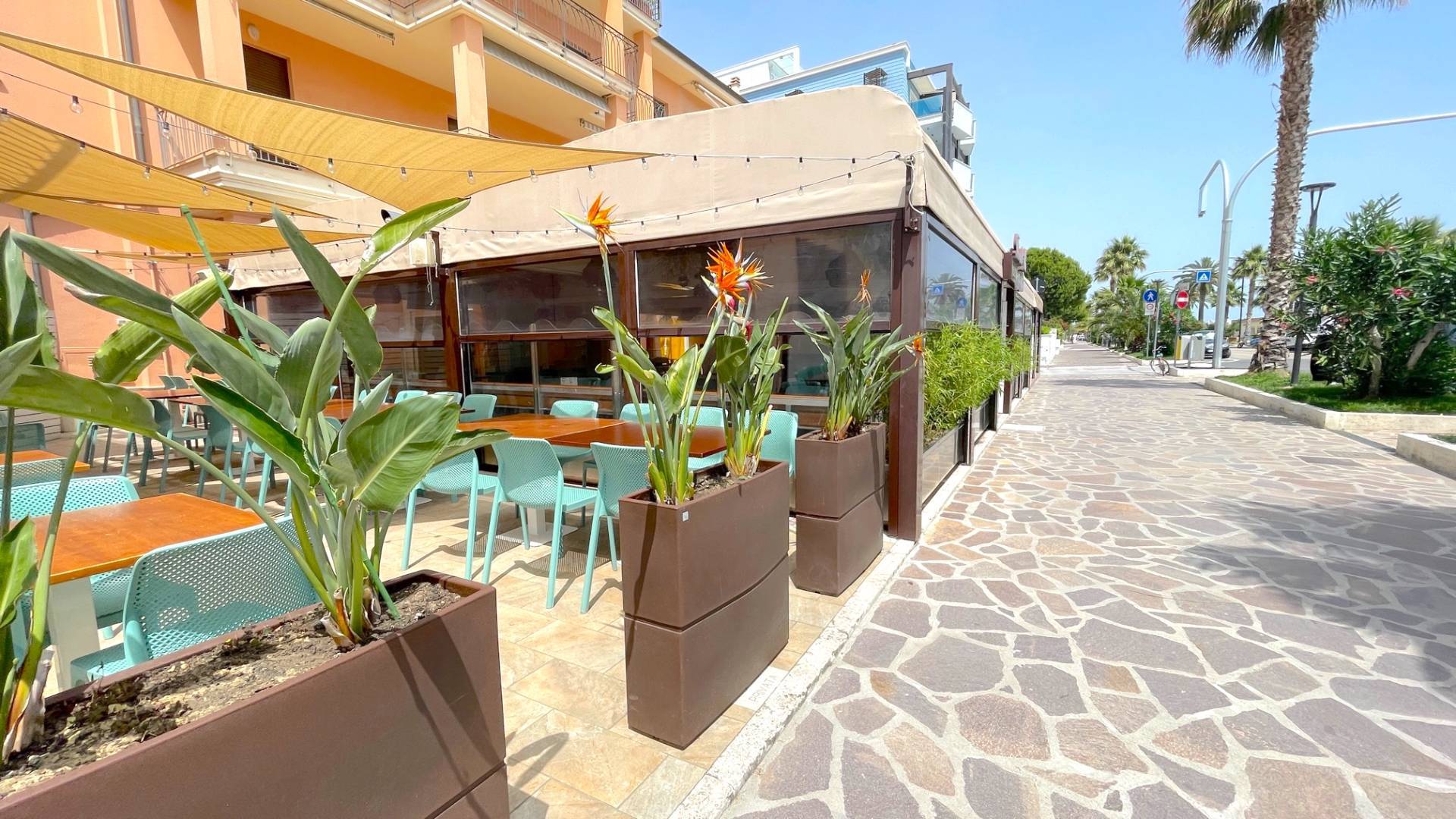 Attivit commerciale in vendita a Grottammare, Lungomare nord (zona tra spiaggia e ferrovia, a nord d