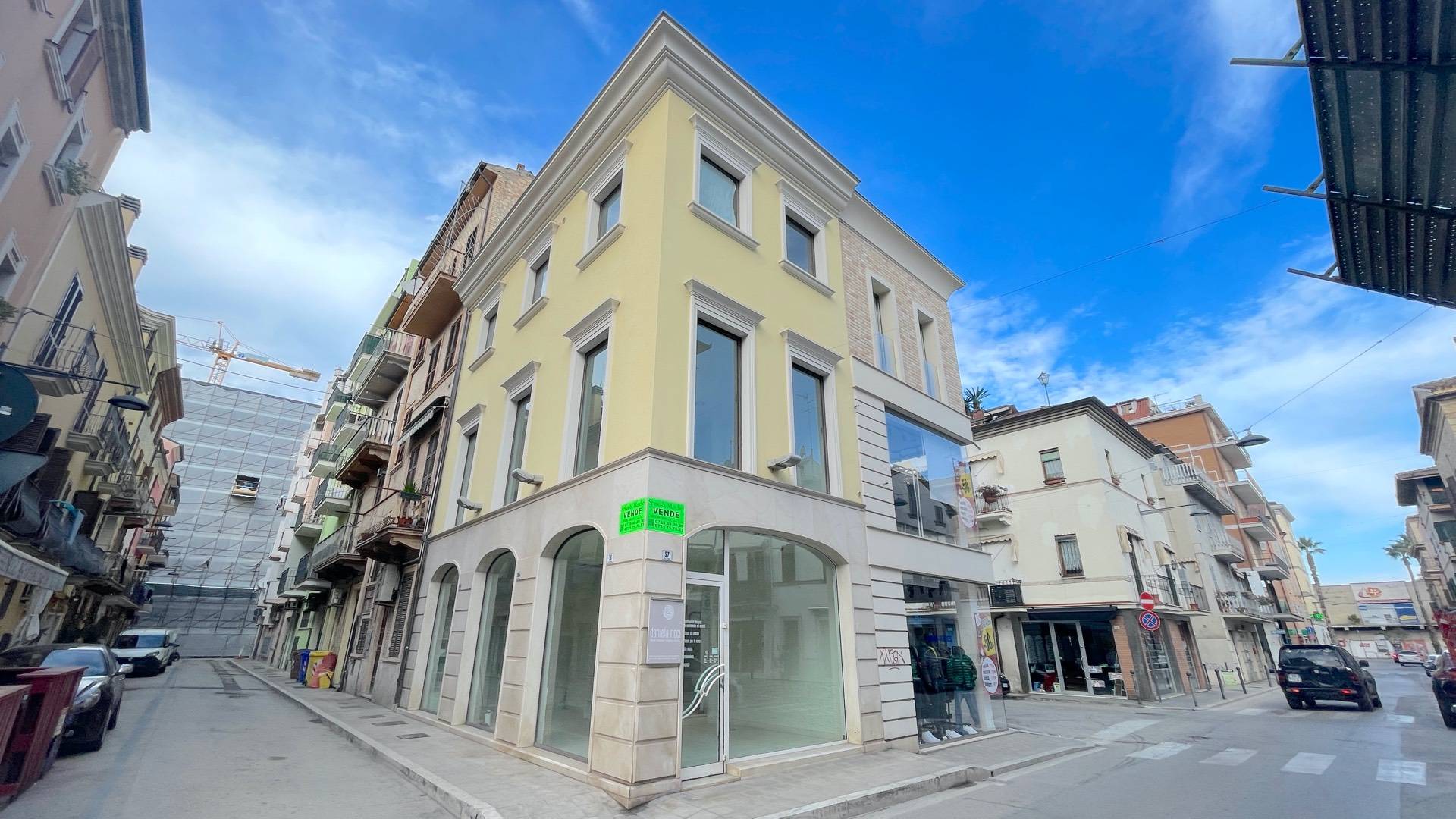 Locale Commerciale in vendita a San Benedetto del Tronto, Centralissima