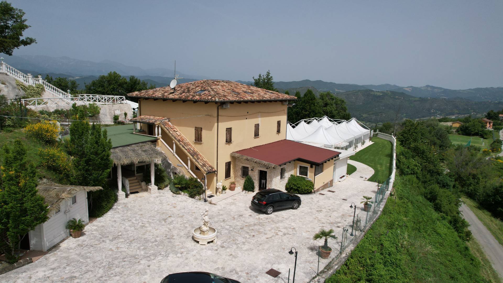 Casale Colonico Rustico in vendita a Ascoli Piceno, Rosara