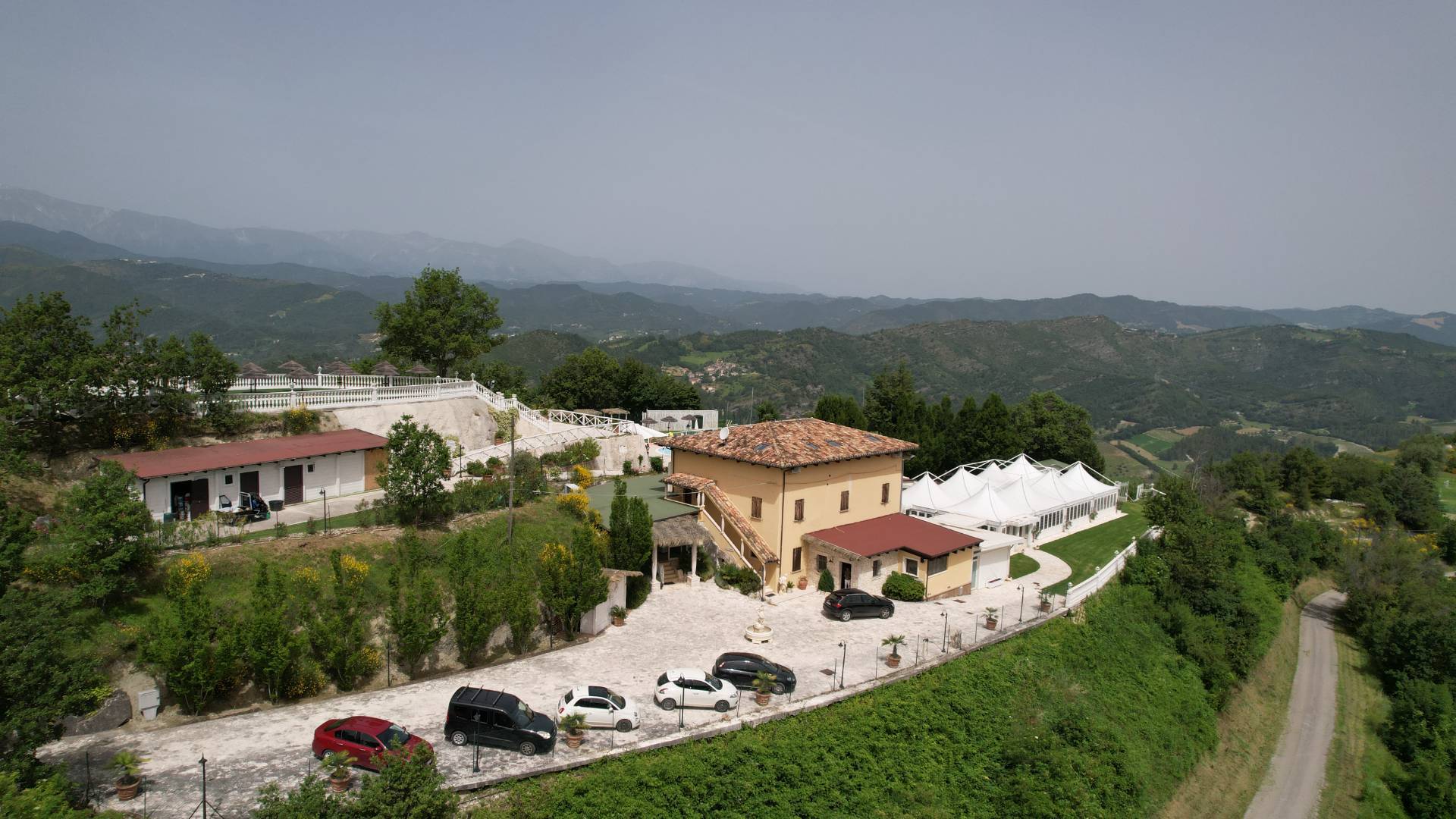 Casale Colonico Rustico in vendita a Ascoli Piceno, Rosara