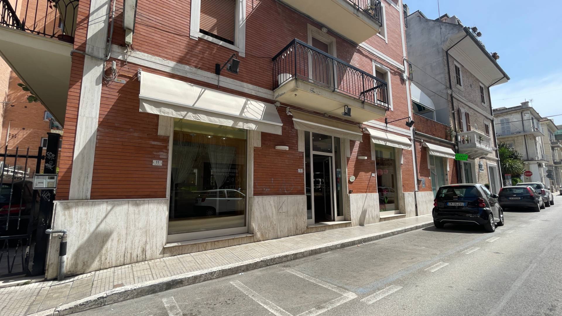 Locale Commerciale in vendita a San Benedetto del Tronto, Centralissima
