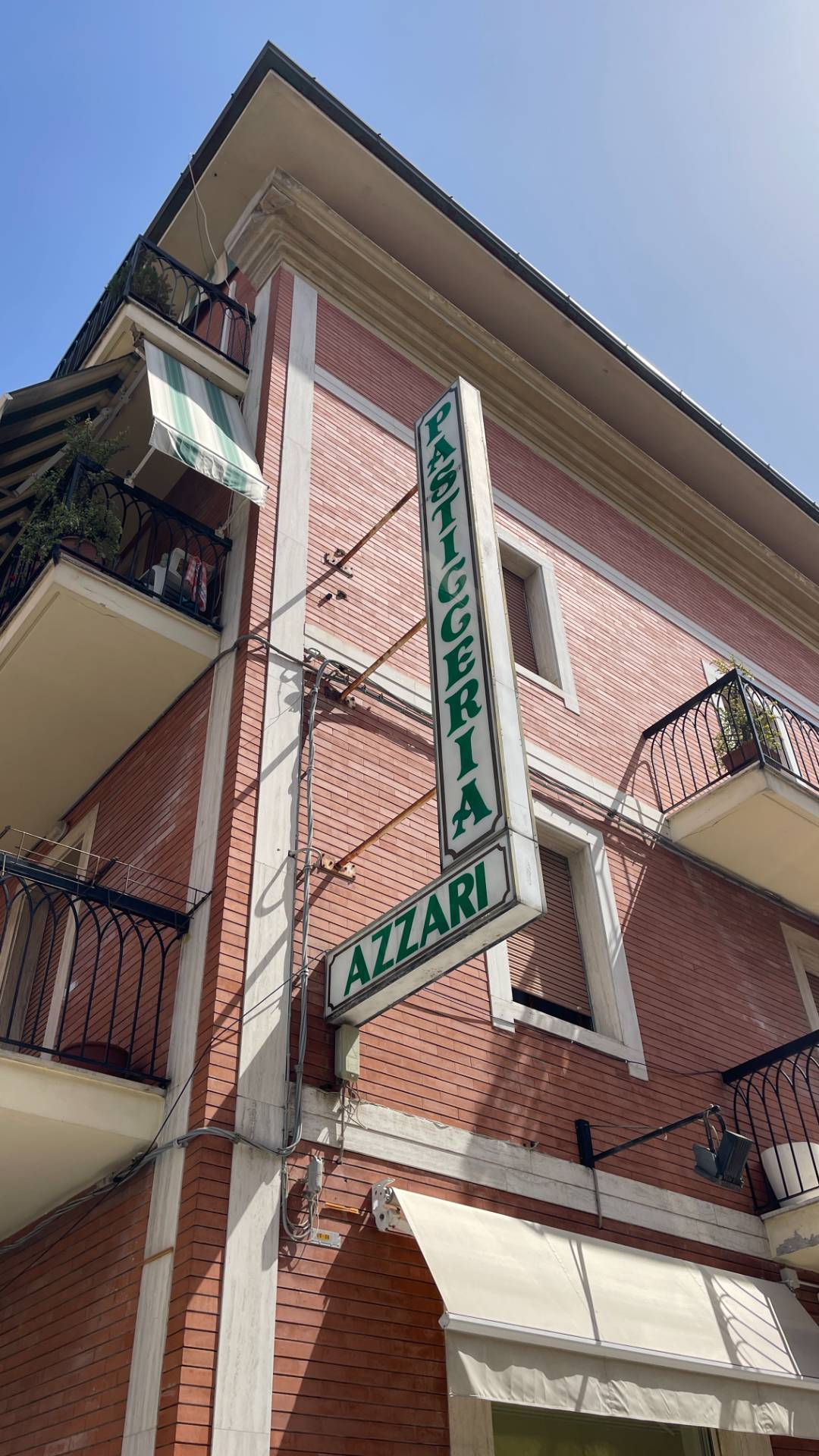 Locale Commerciale in vendita a San Benedetto del Tronto, Centralissima