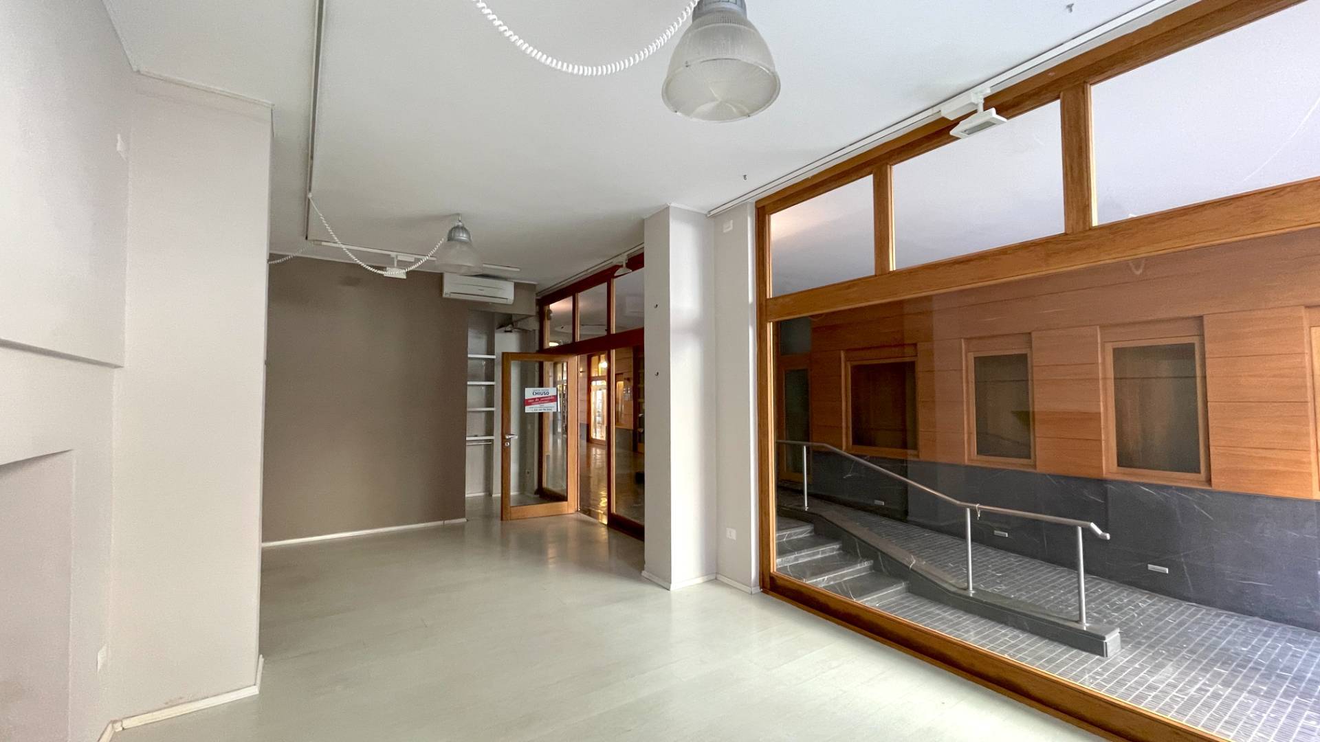 Locale Commerciale in affitto a San Benedetto del Tronto, Centralissima