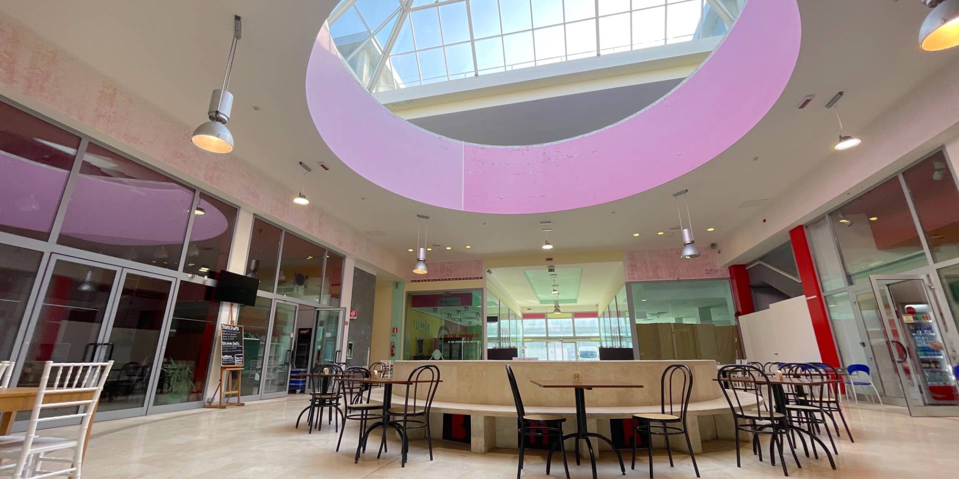 Locale Artigianale / Deposito in affitto a San Benedetto del Tronto, Porto D'ascoli residenziale