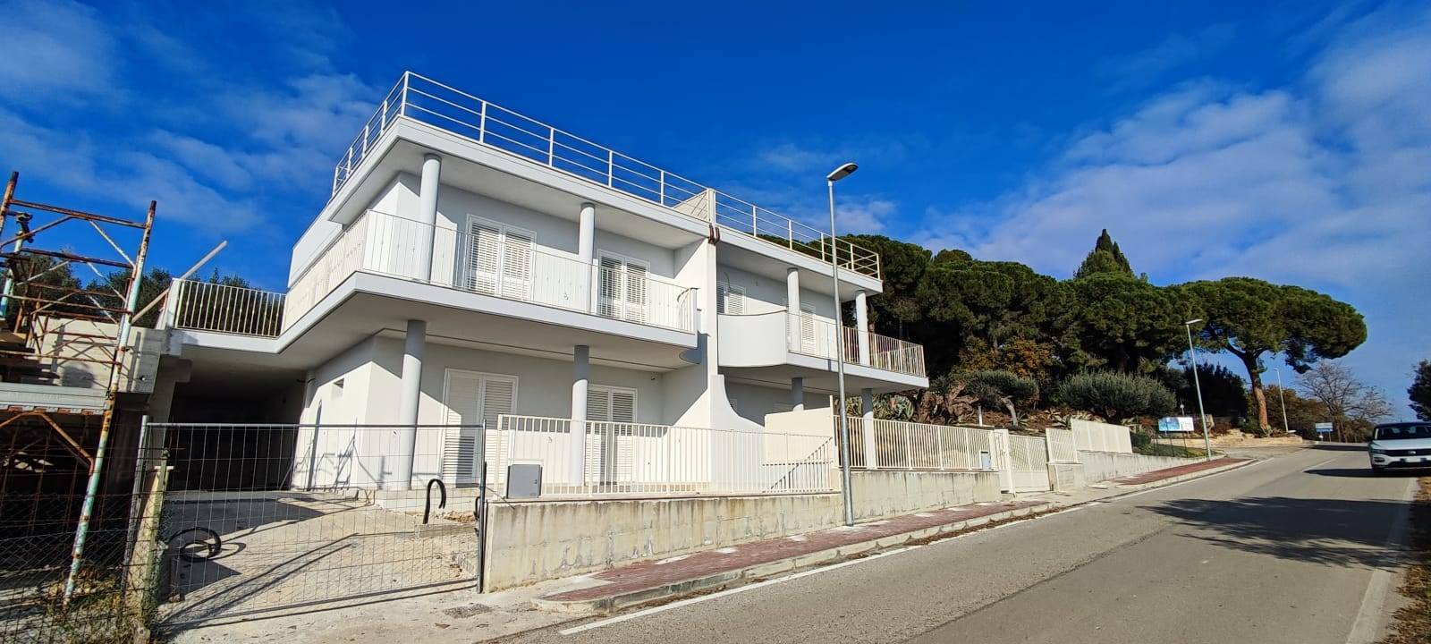 Villino a schiera / bifamiliare in vendita a Tortoreto, Collinare