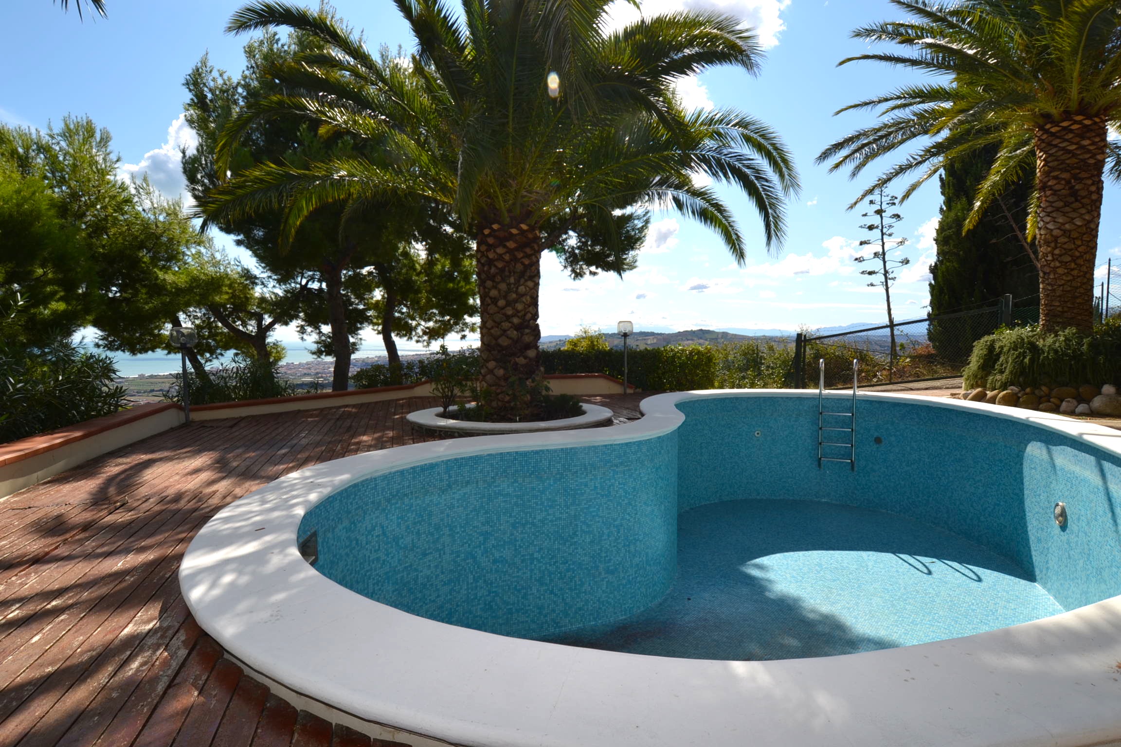 Villa singola in vendita a Colonnella, Contrada Civita