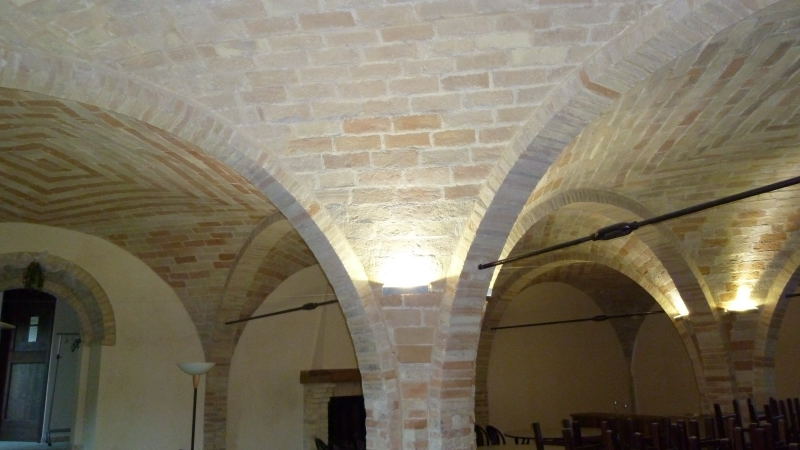 Casale Colonico Rustico in vendita a Fermo