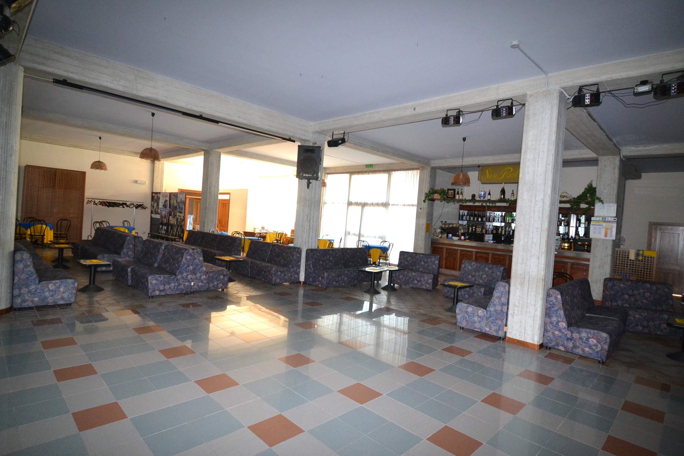 Stabile / Palazzo in vendita a Corropoli, Collinare