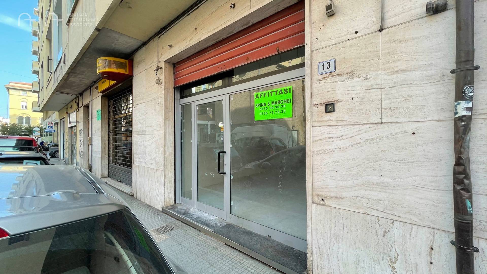 Locale Commerciale in affitto a San Benedetto del Tronto, Centralissima