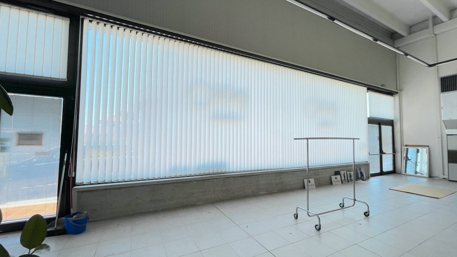 Locale Commerciale in vendita a San Benedetto del Tronto, Porto D'ascoli residenziale