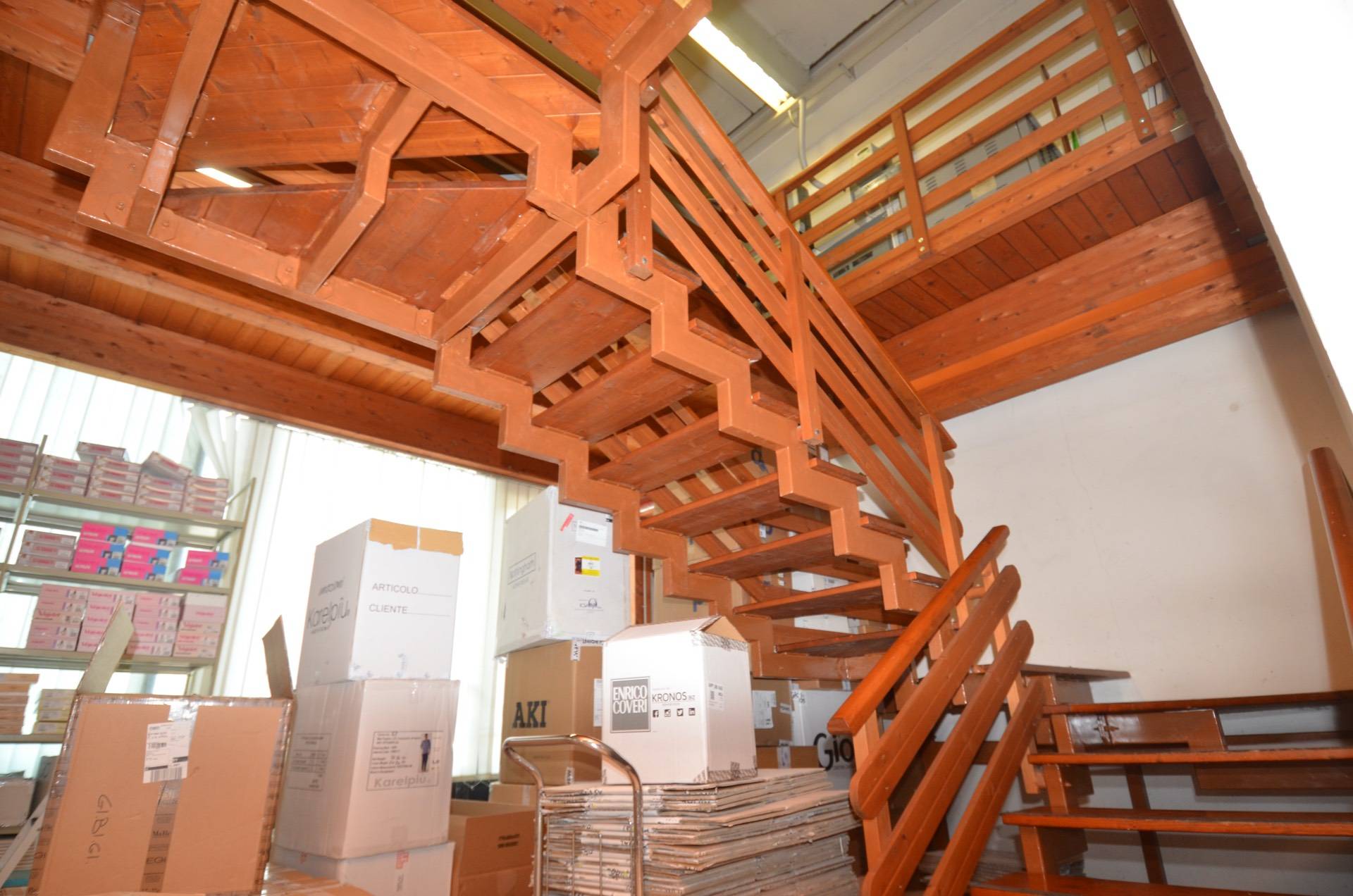 Locale Commerciale in vendita a San Benedetto del Tronto, Porto D'ascoli residenziale