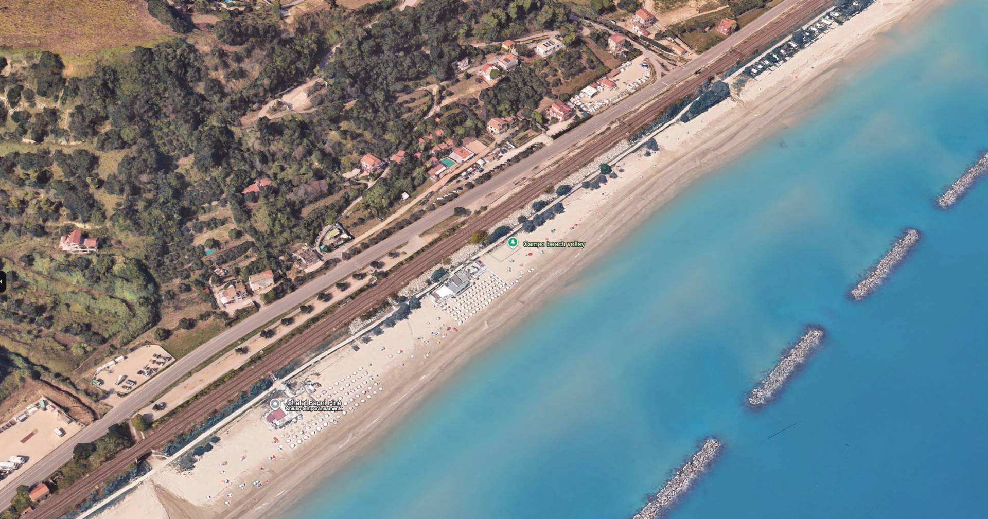 Terreno Agricolo (con / Senza Piccolo Prefabbricato) in vendita a Cupra Marittima, Lungomare (al Di 