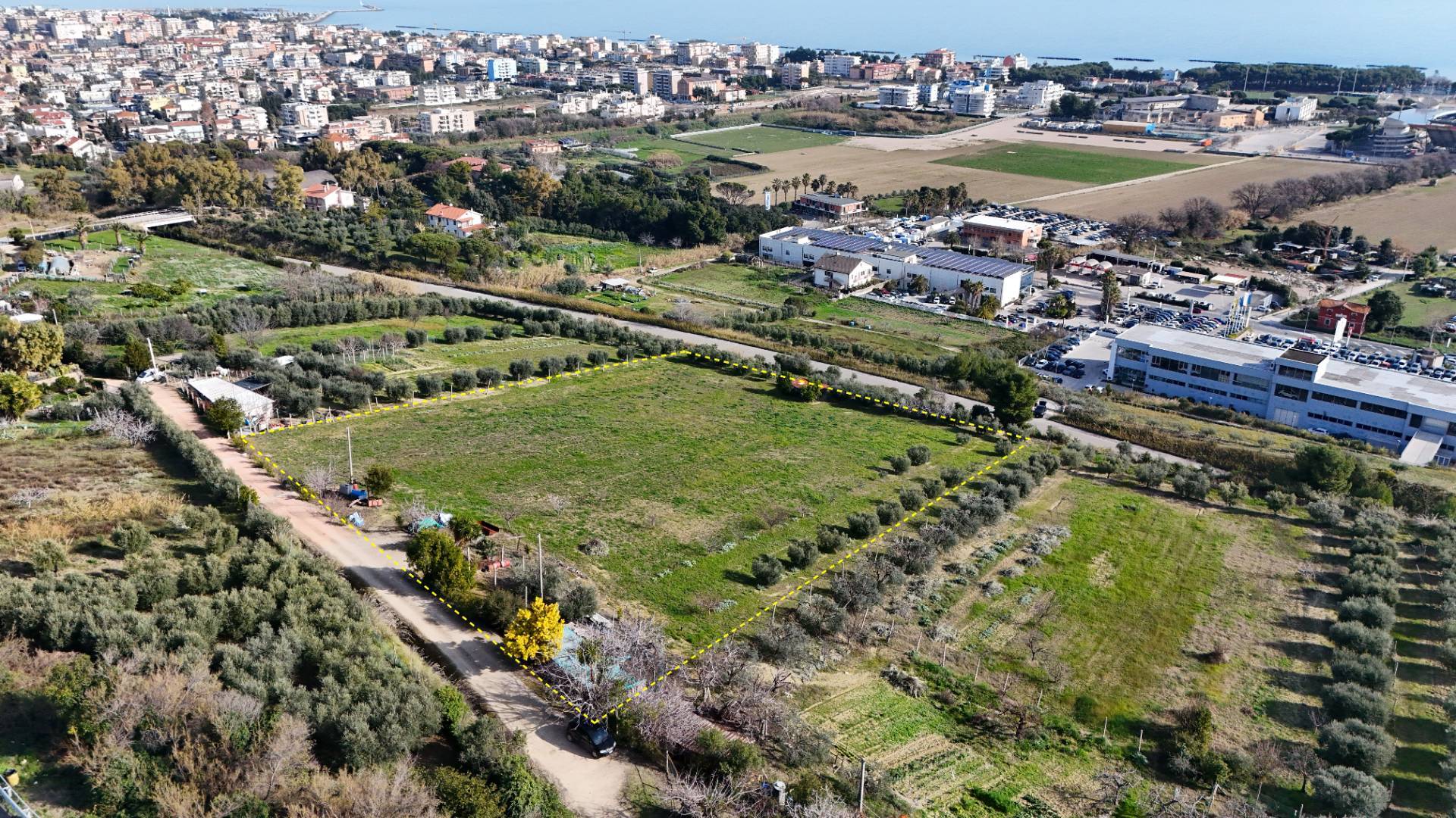 Terreno Agricolo (con / Senza Piccolo Prefabbricato) in vendita a San Benedetto del Tronto, Residenz