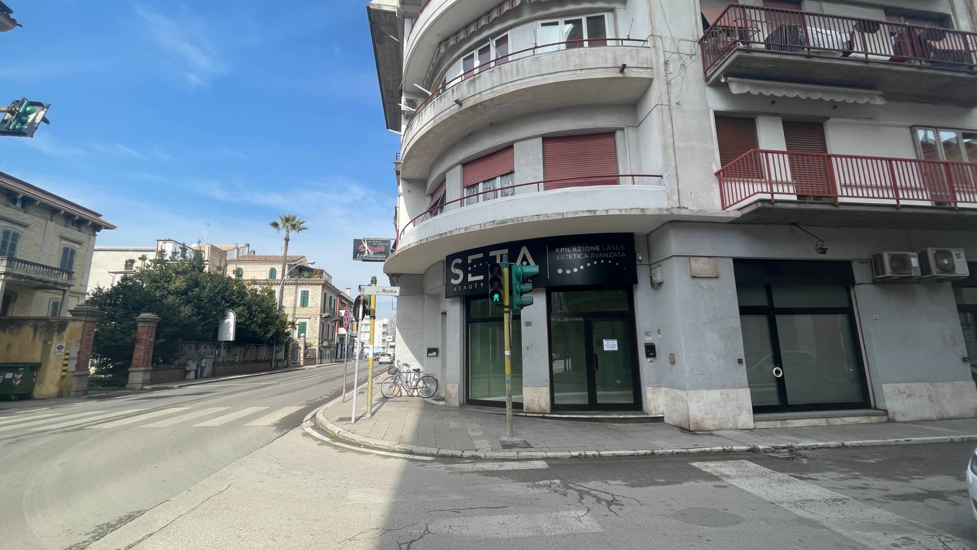 Locale Commerciale in affitto a San Benedetto del Tronto, Centralissima