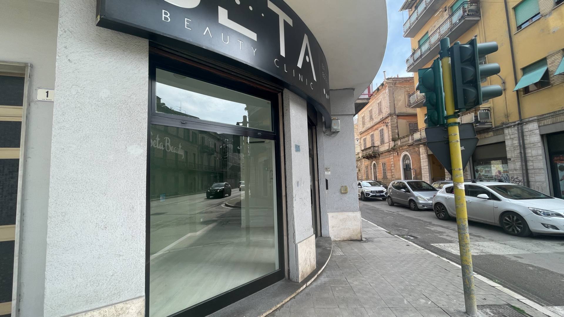 Locale Commerciale in affitto a San Benedetto del Tronto, Centralissima