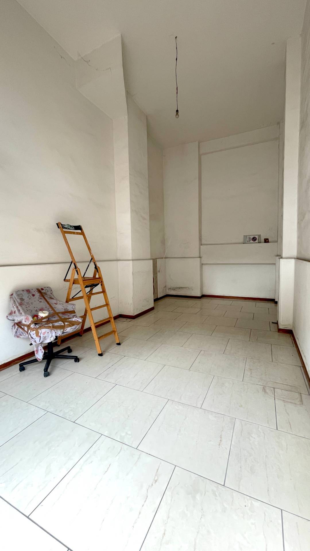 Garage / Autorimessa / Box in vendita a Grottammare, Ischia Ascolani (a sud del fiume Tesino, sopra 