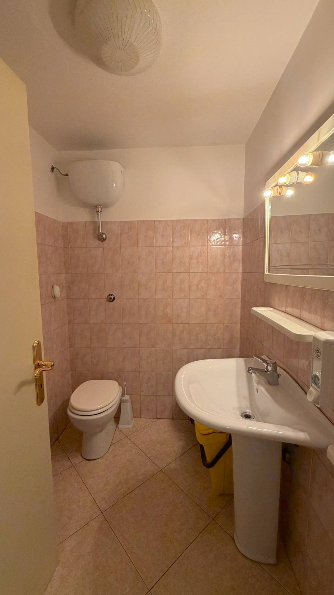 Locale Commerciale in affitto a San Benedetto del Tronto, Porto D'ascoli residenziale