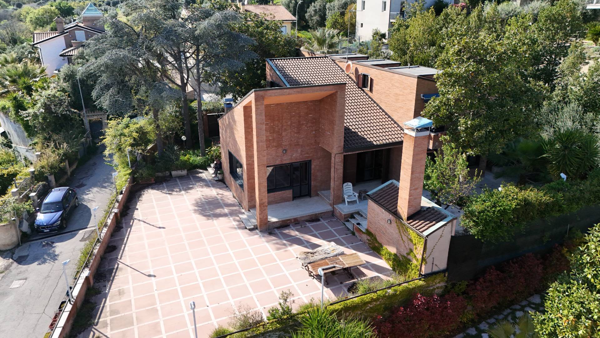 Villa singola in vendita a Grottammare, Collinare (zona di campagna interna)