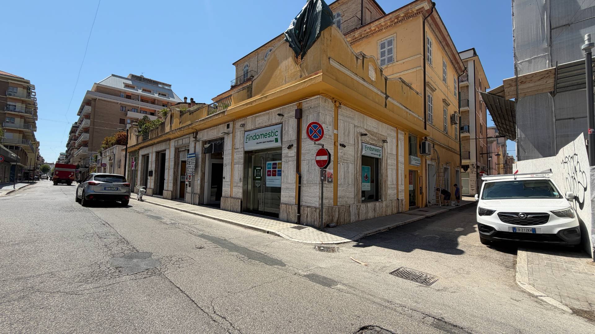 Locale Commerciale in affitto a San Benedetto del Tronto, Centralissima