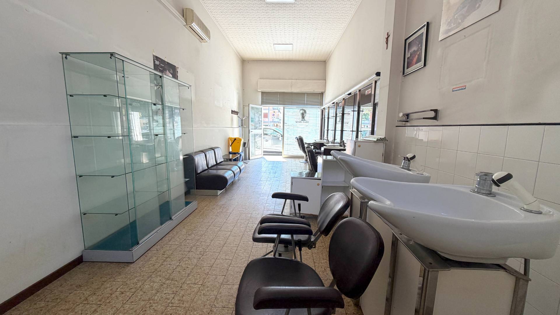 Locale Commerciale in affitto a San Benedetto del Tronto, Centralissima