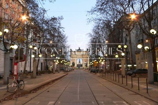 Negozio in vendita a Milano, Arco della Pace