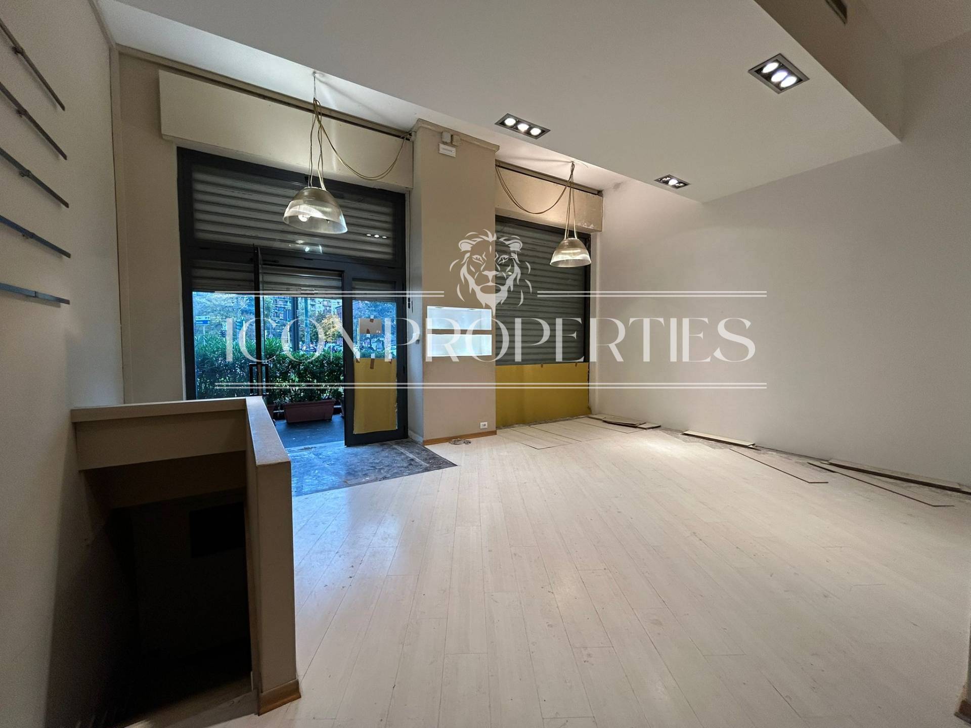 Negozio in vendita a Milano, Fiera