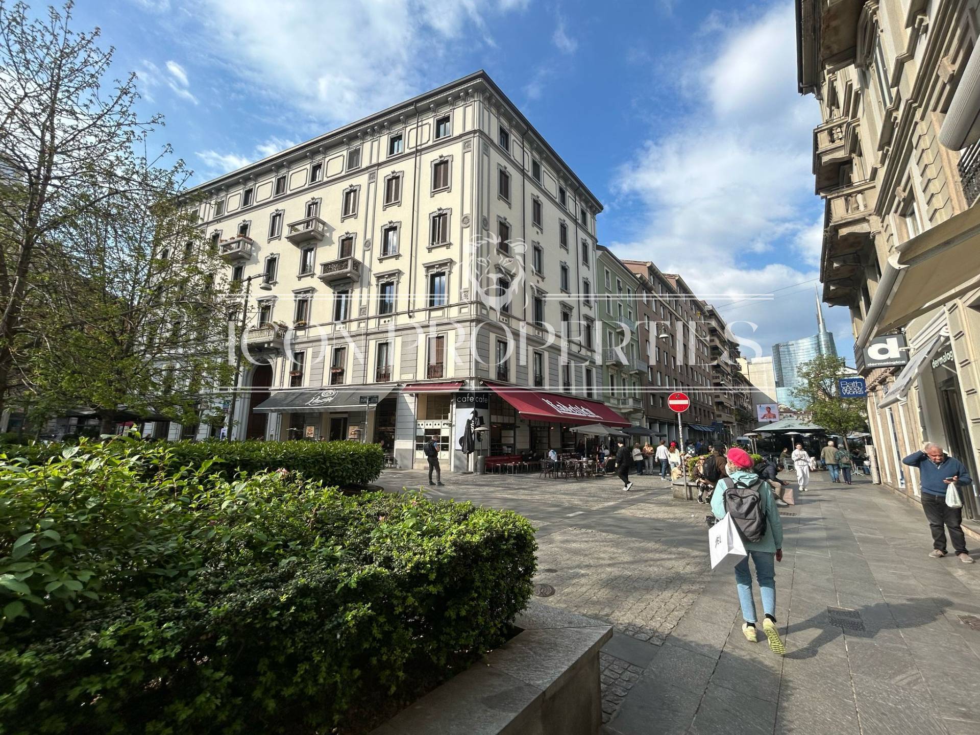 Negozio in vendita a Milano, * Brera, Moscova, Repubblica, Cavour, H F.B. Fratelli