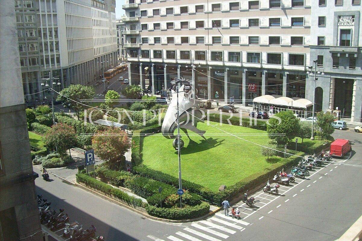 Negozio in affitto a Milano, Duomo