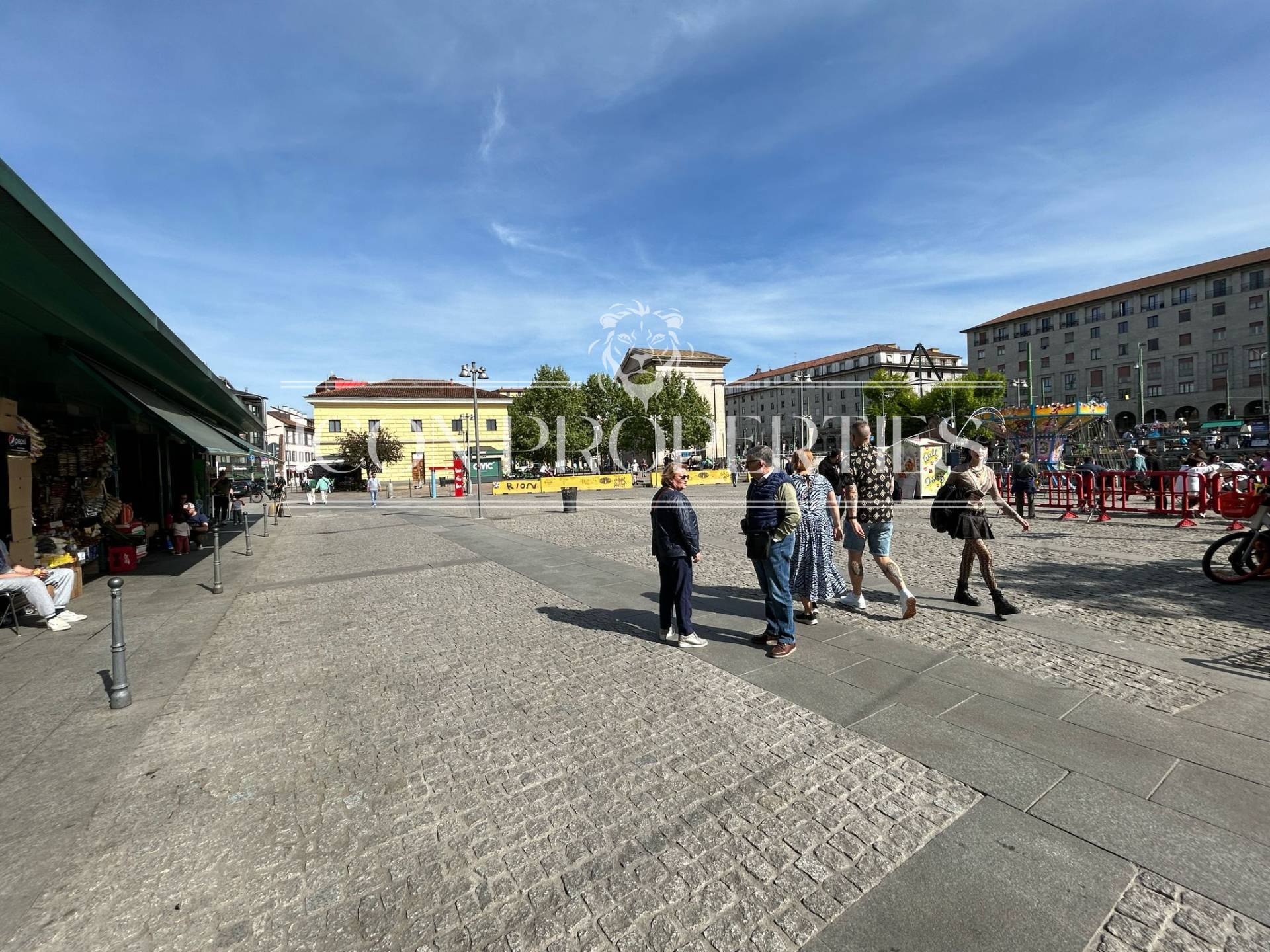 Negozio in vendita a Milano, Navigli