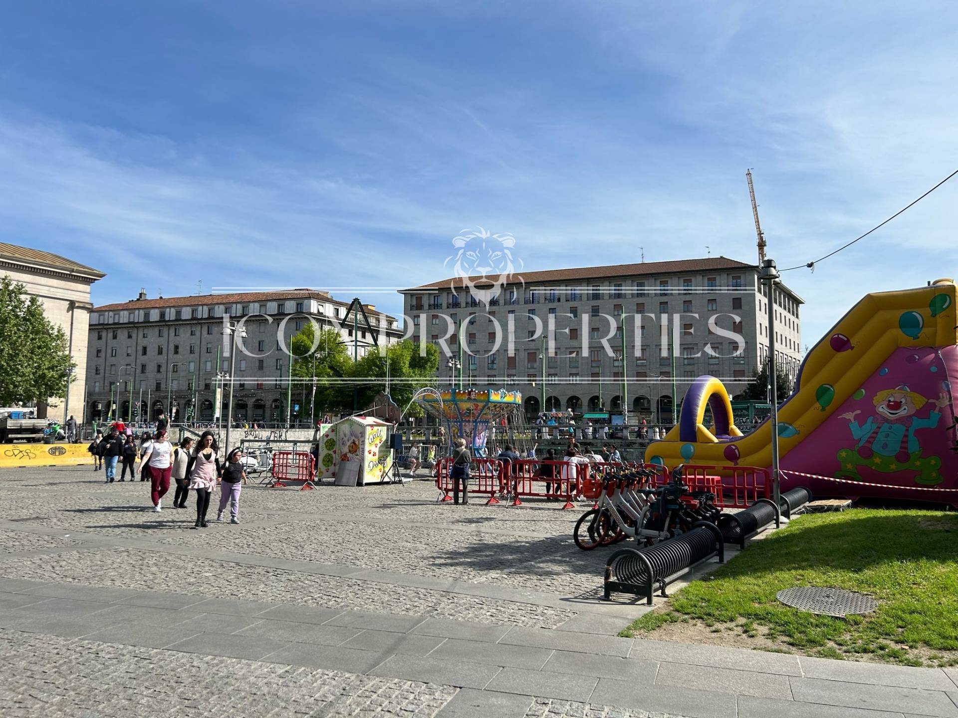 Negozio in vendita a Milano, Navigli