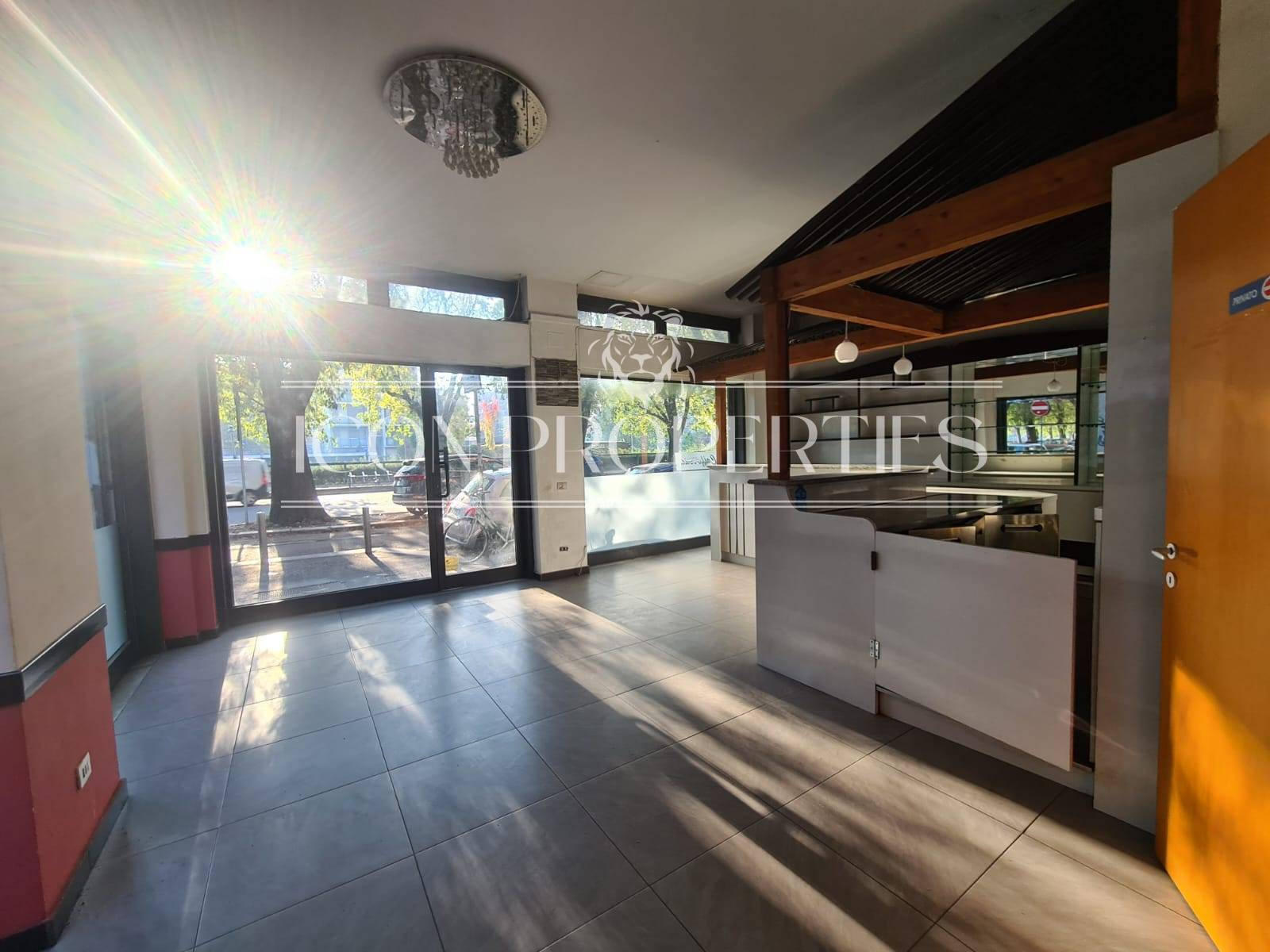 Negozio in affitto a Milano, Navigli