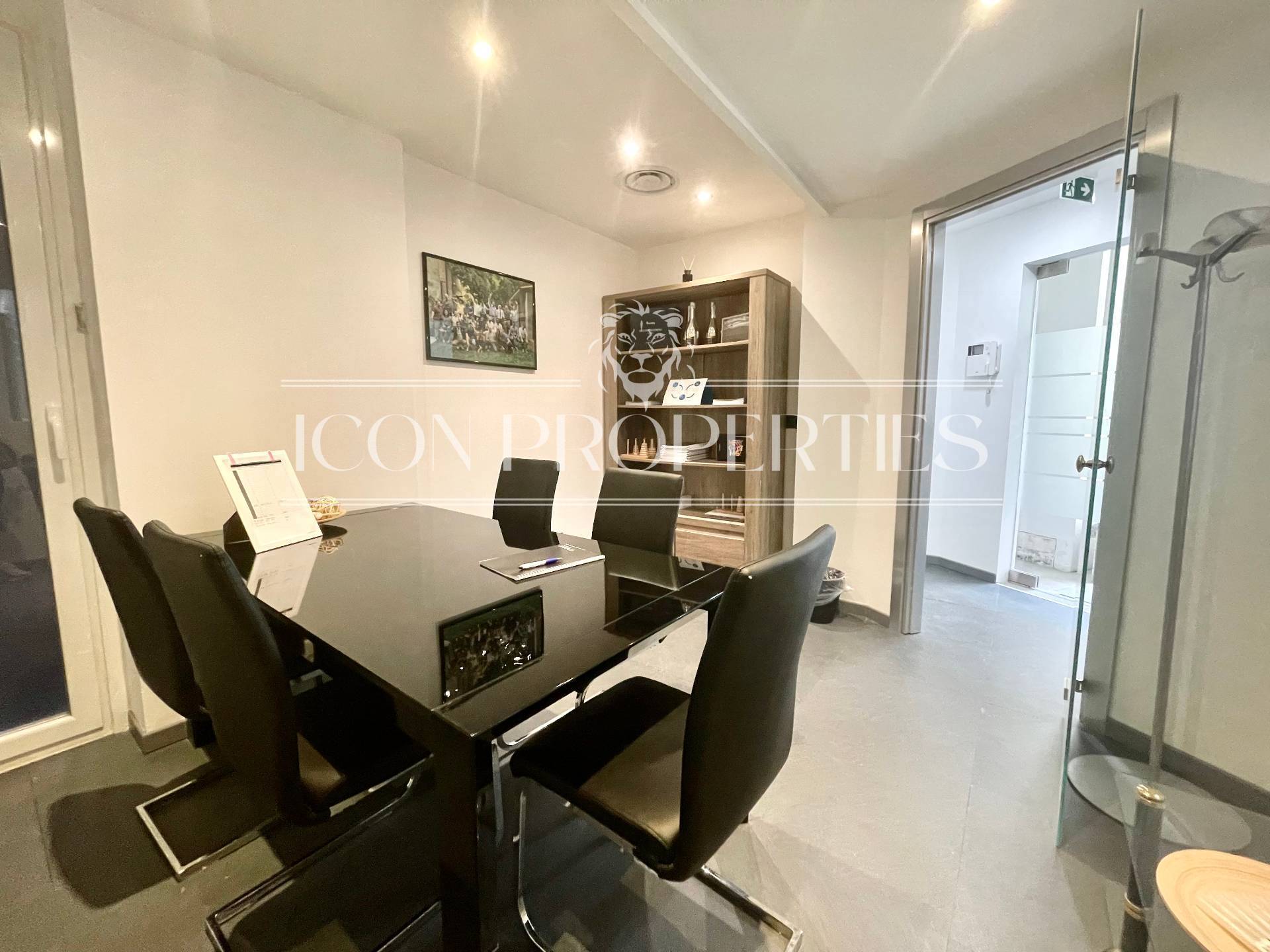 Ufficio in vendita a Milano, Sempione