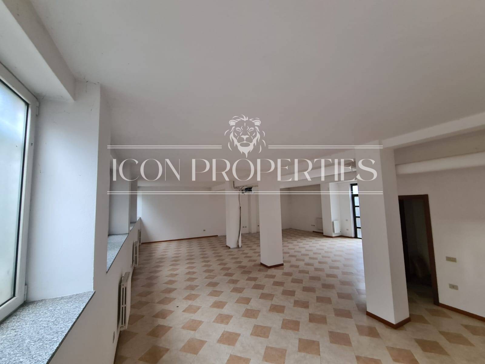 Laboratorio in vendita a Milano, Precotto