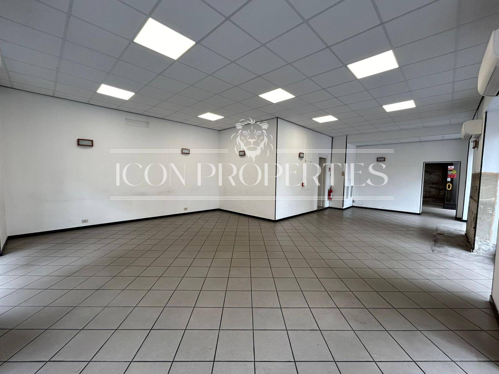 Negozio in affitto a Milano, P.ta Venezia