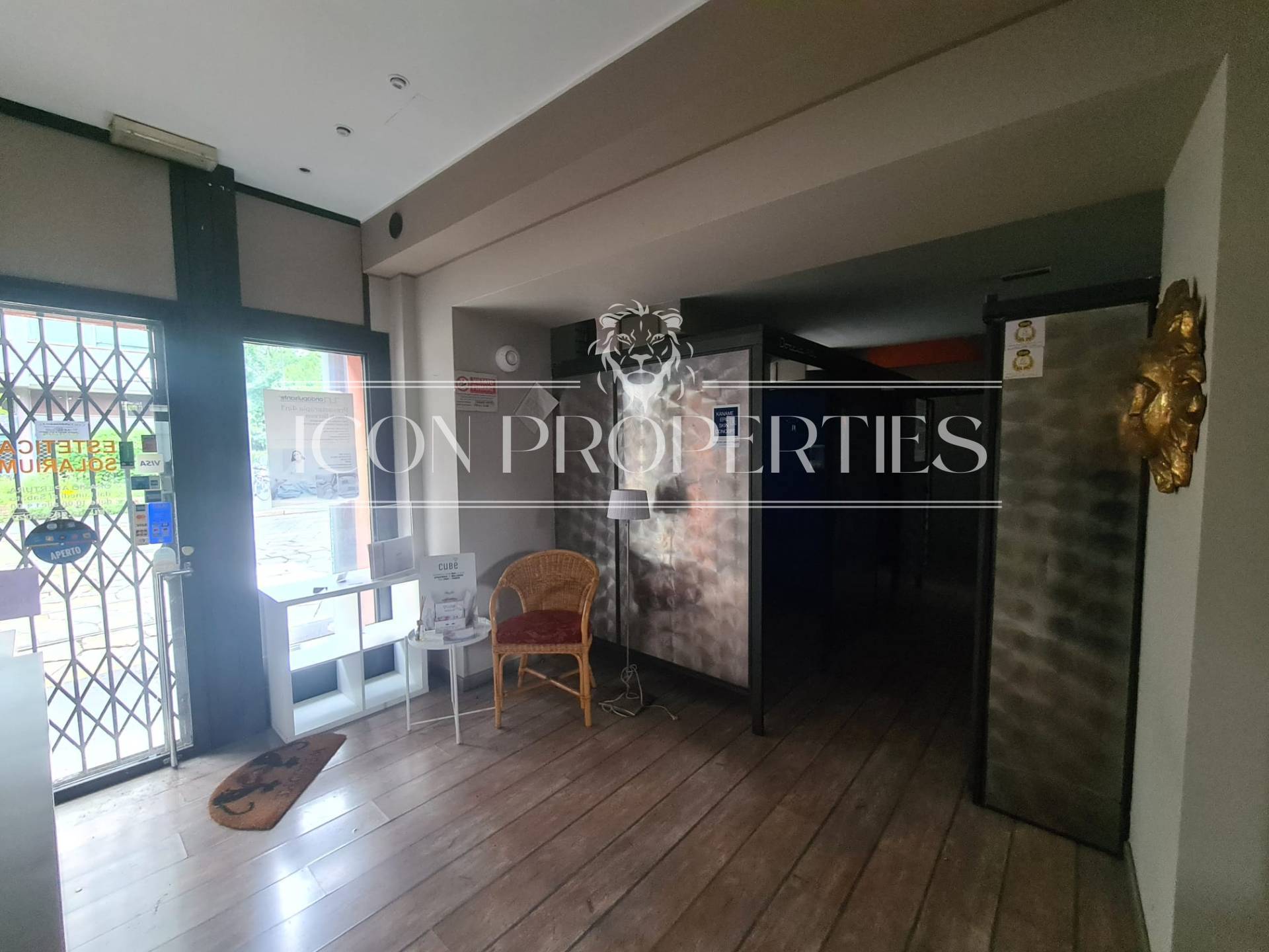 Negozio in affitto a Milano, P.ta Romana