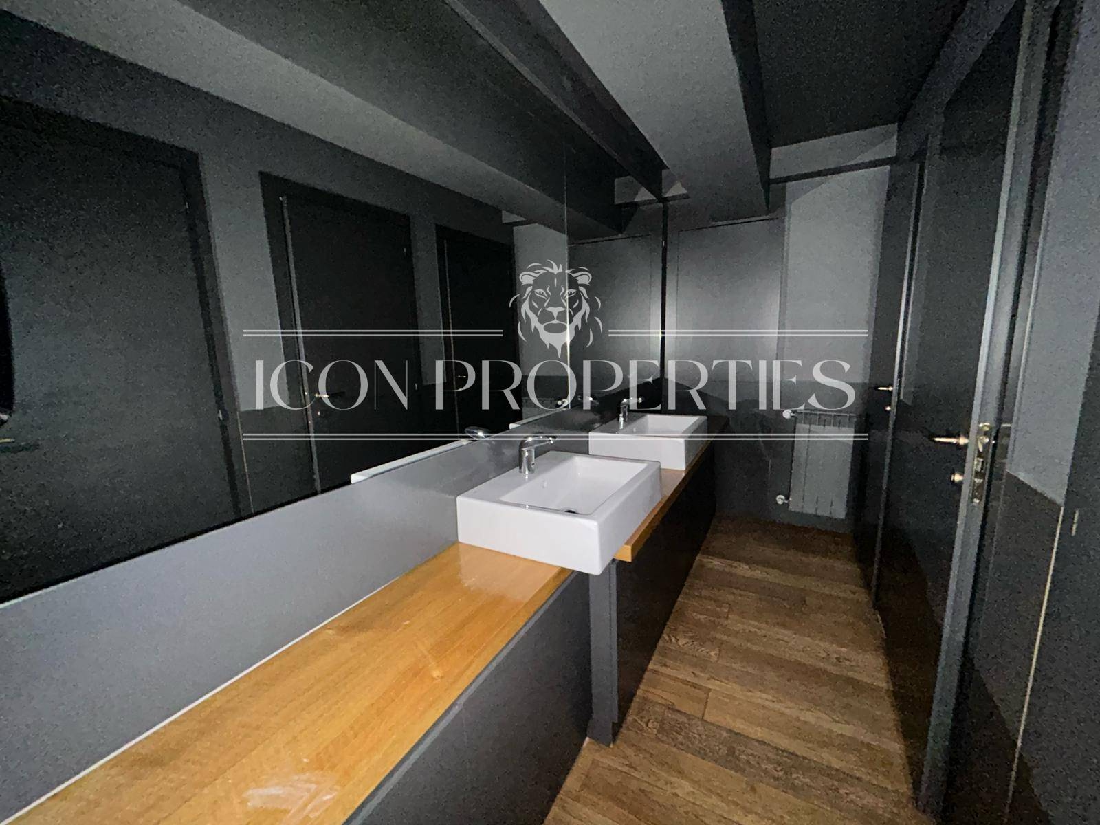 Ufficio in affitto a Milano, Repubblica