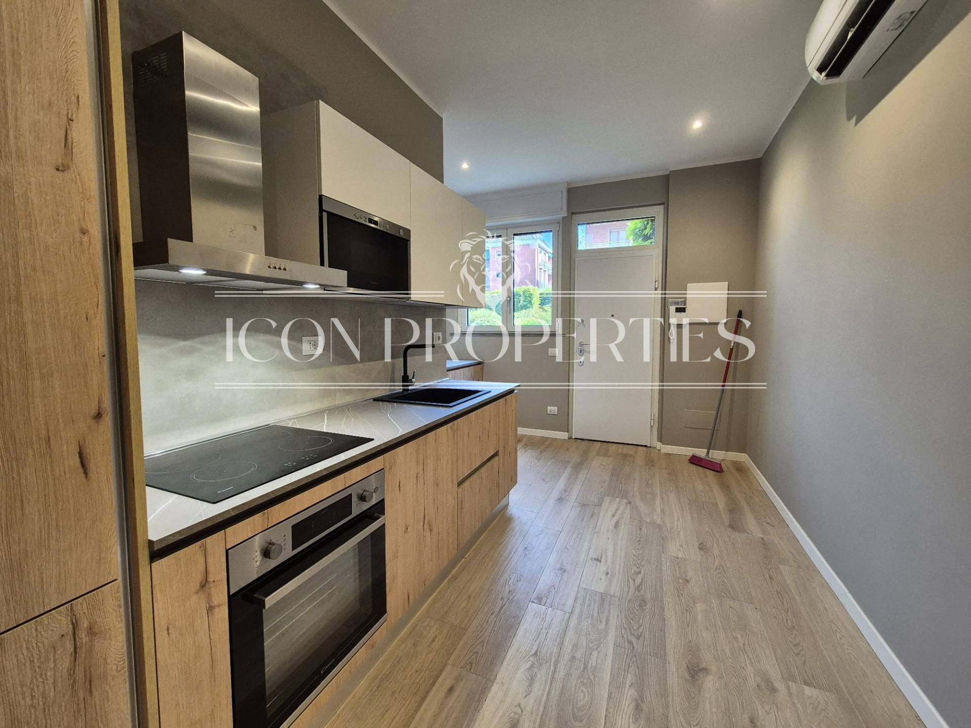 Appartamento in vendita a Milano, San Siro