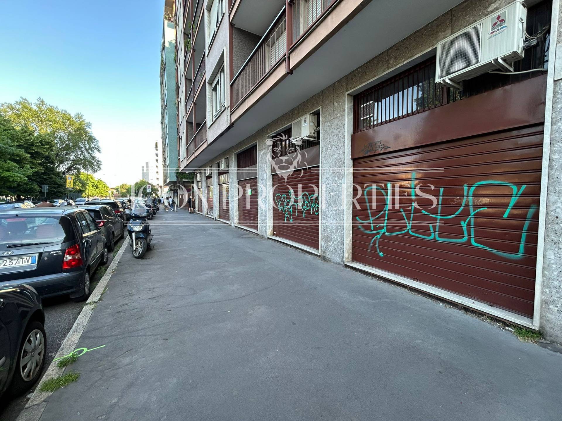 Negozio in affitto a Milano, Cenisio