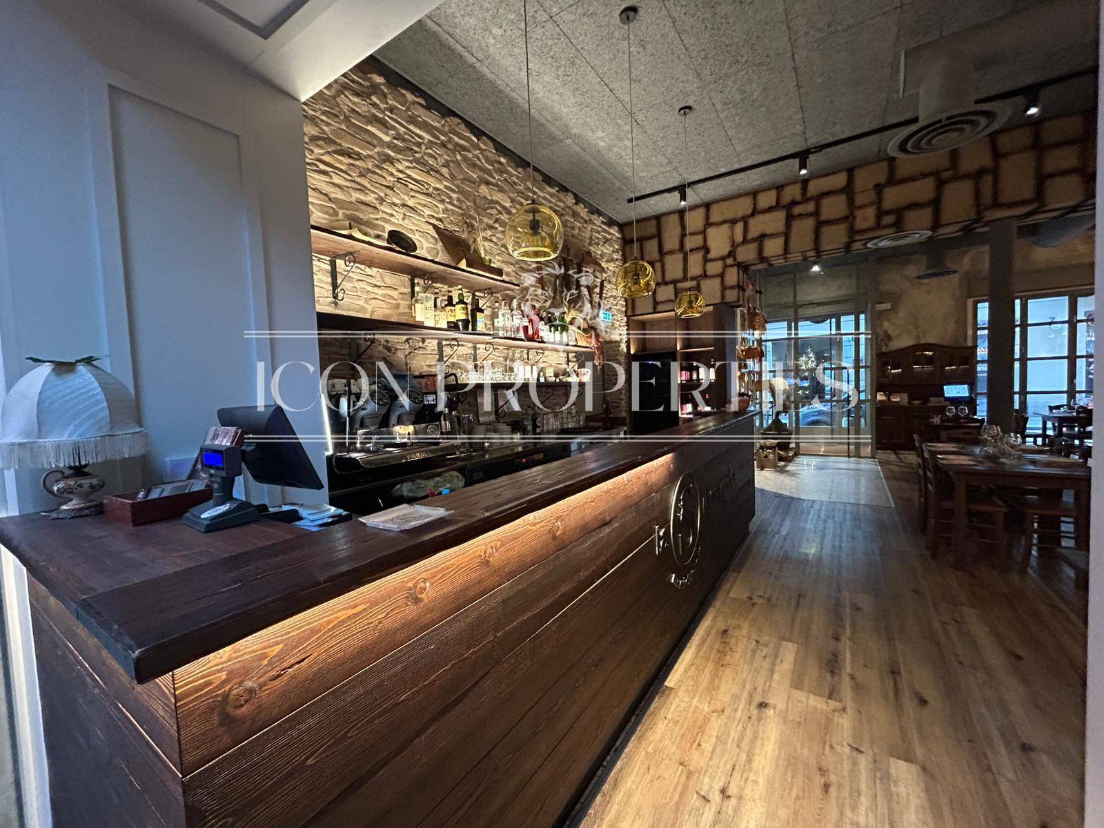 Negozio in affitto a Milano, Tortona